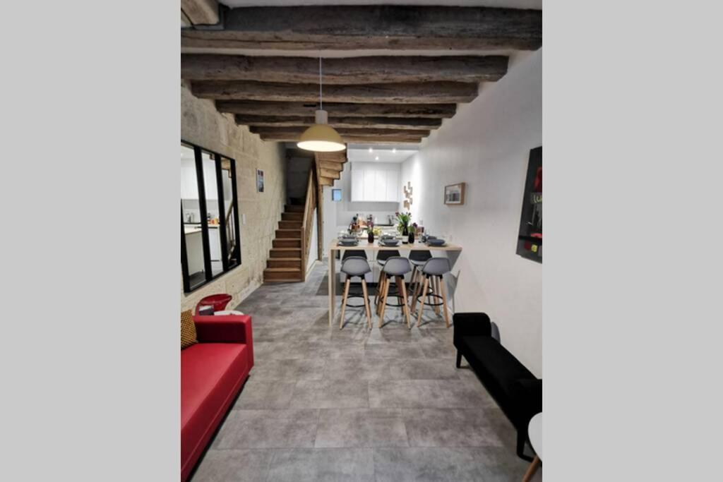 Maison De Ville Au Coeur Du Quartier Historique Tours Luaran gambar